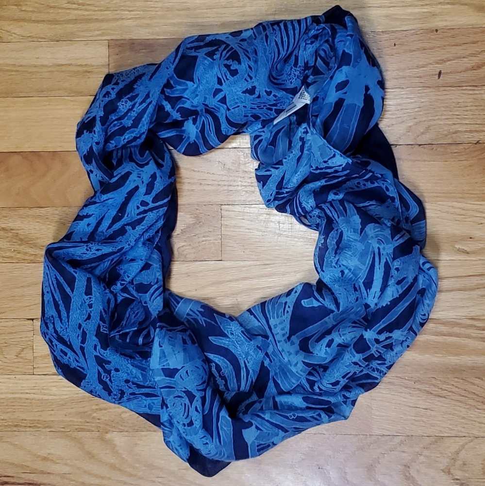 Disney Pandora Infinity Scarf NWT